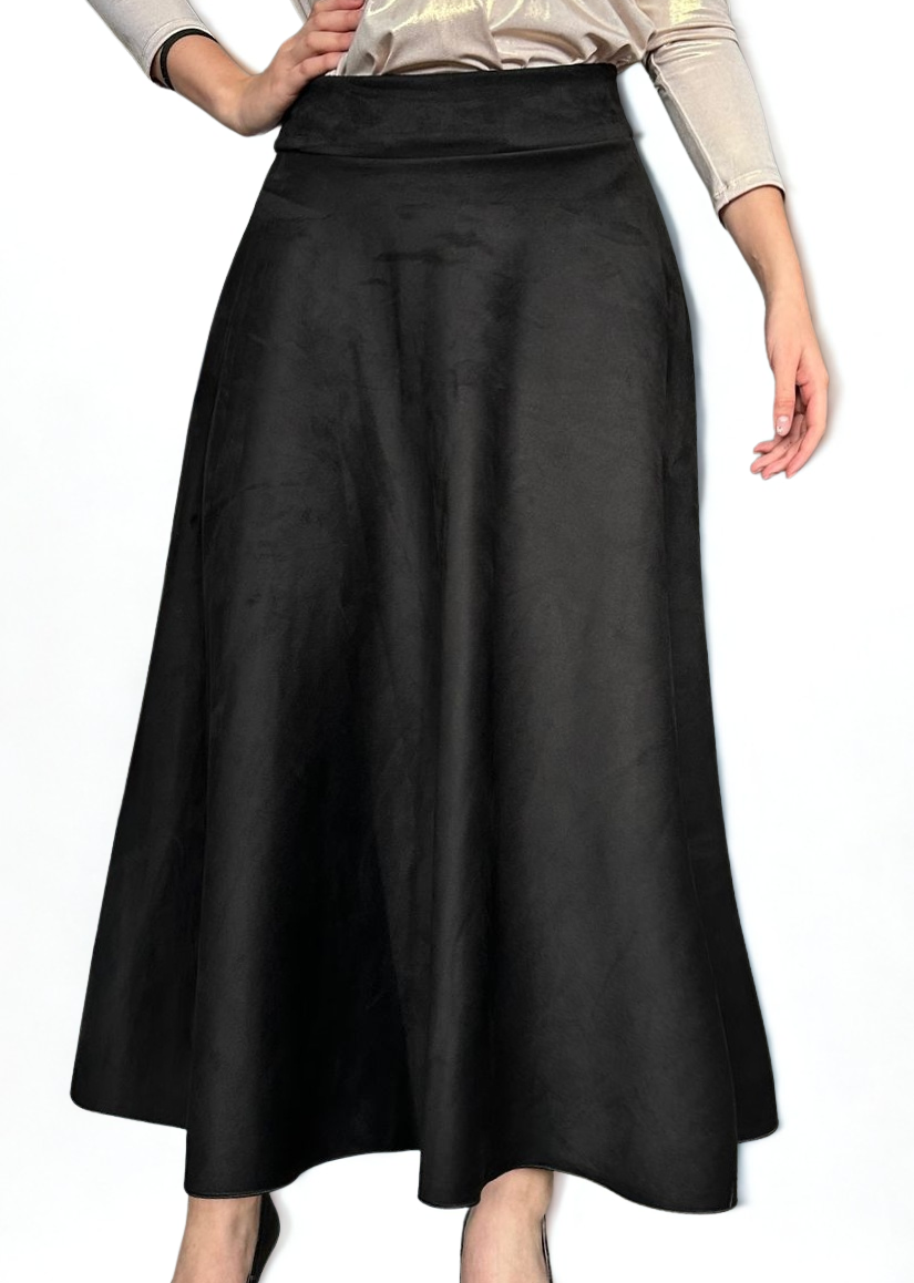 Falda rotonda gamuzada