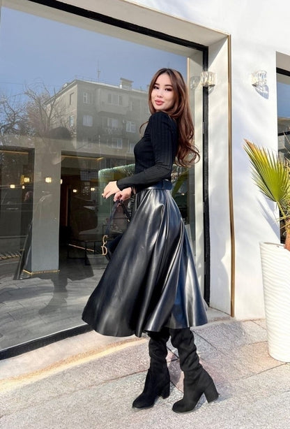 Falda rotonda midi cuerotex