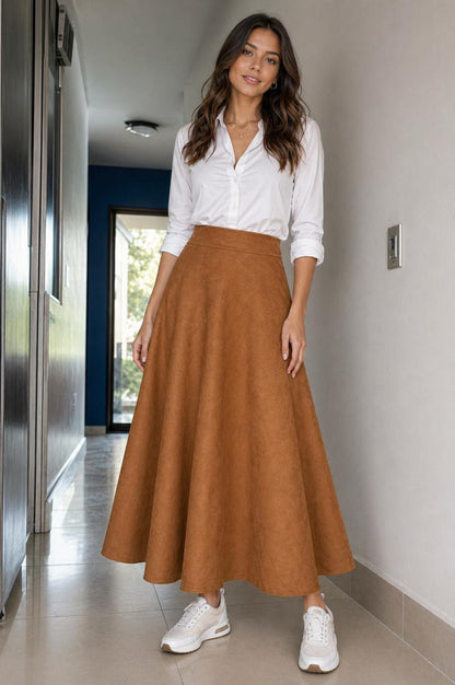 Falda rotonda gamuzada