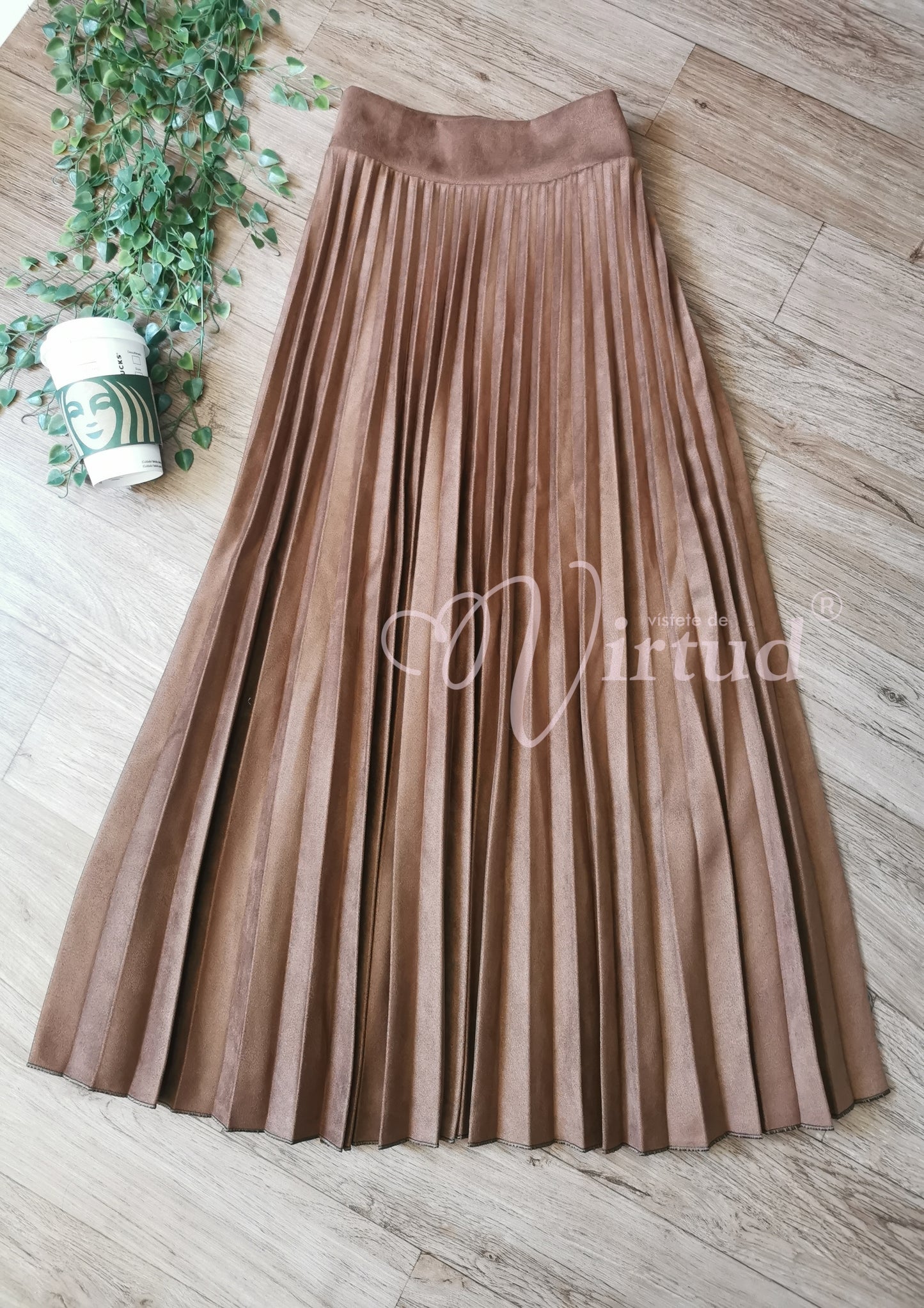 Falda Plisada Gamuza